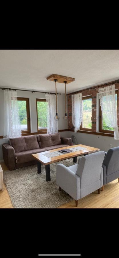 1060 Meet Eat Hike & Tour Holiday home