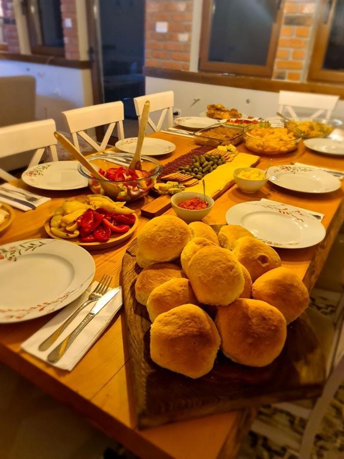 1060 Meet Eat Hike & Tour בית נופש
